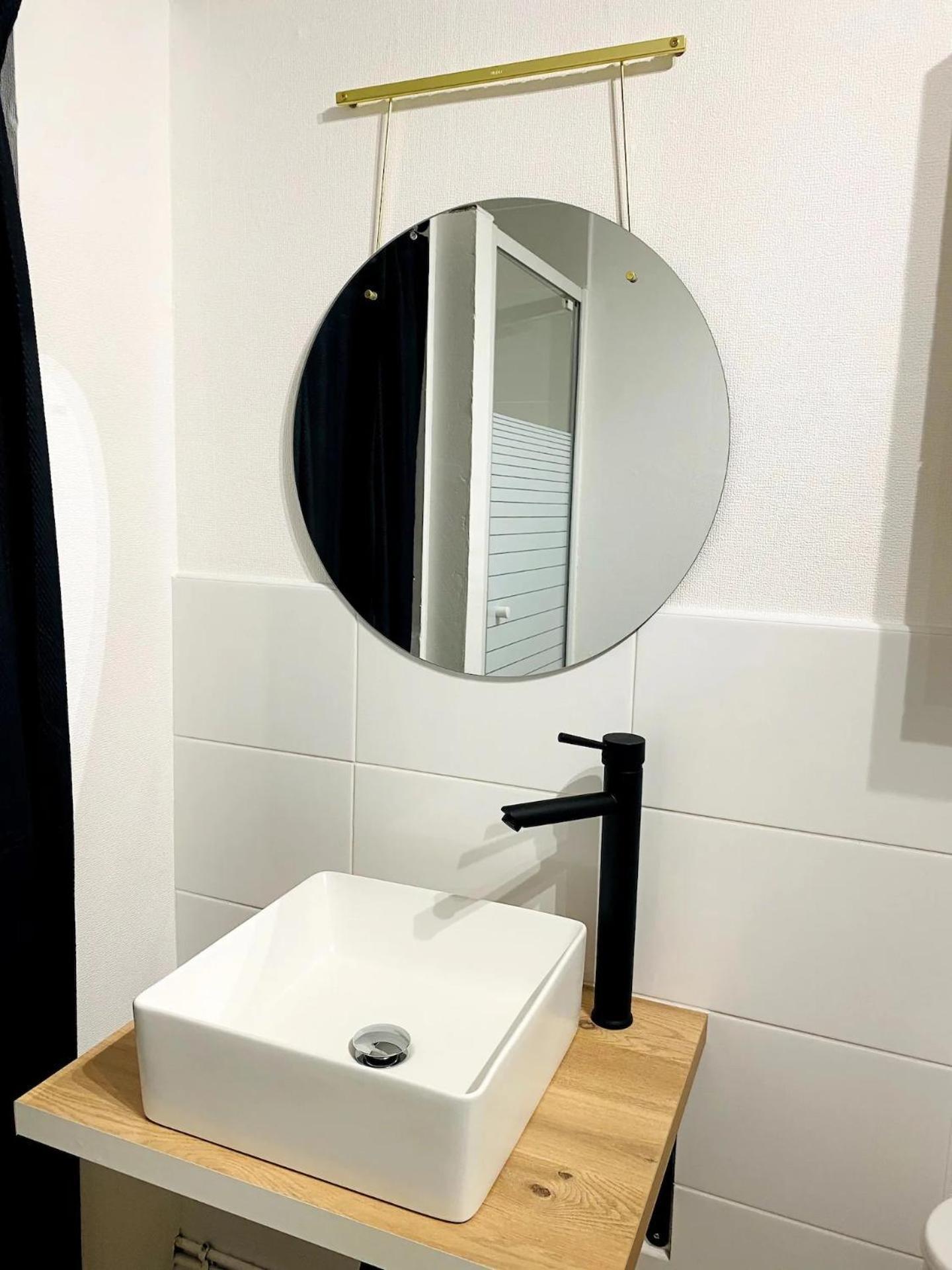 Appartement Au Vallon Notre Dame, T2 Entierement Renove